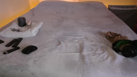 pussylover2182 online show from December 2024 09:52:02 AM