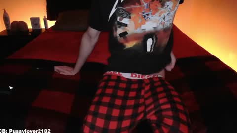 pussylover2182 online show from December 2025 04:54:01 AM