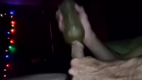 Snapshot of pussyluver420kik909587 chatting on October 2025 08:14:01 AM Pussyluver420 online show from October 2025 08:14:01 AM