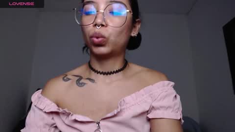 Snapshot of putakusan chatting on September 2025 03:50:01 AM Izumi online show from September 2025 03:50:01 AM