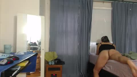 putiputi4u online show from May 2026 01:05:02 PM