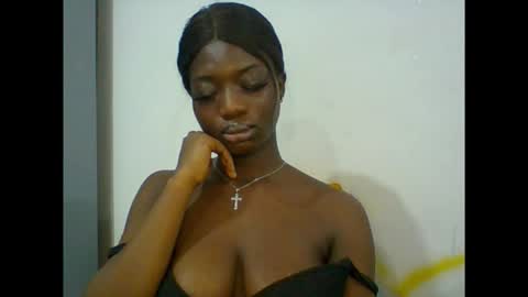 Snapshot of pweedy_ora chatting on September 2025 12:00:02 AM ora online show from September 2025 12:00:02 AM