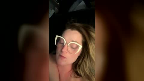 qbizzle3 online show from July 2026 02:12:01 PM