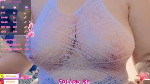 Snapshot of qu33nandh3rk1ng chatting on January 2025 06:45:02 PM Queen And King online show from January 2025 06:45:02 PM