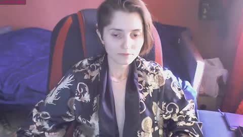 Lola online show from March 2025 08:30:01 AM