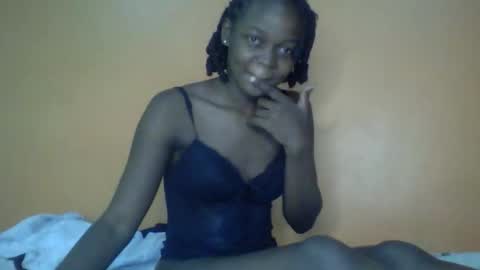 queen_banice online show from February 2026 09:27:02 PM