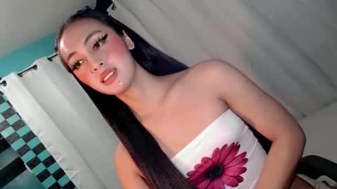 queen_danaya online show from April 2026 02:51:02 AM