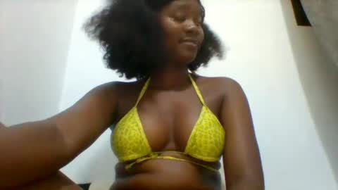 queen_diveer online show from October 2025 07:01:01 PM