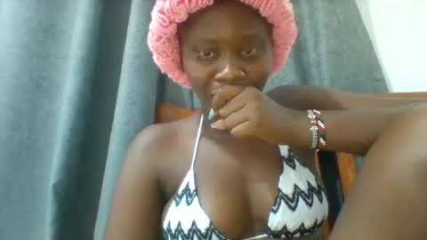 queen_diveer online show from October 2025 08:30:02 PM