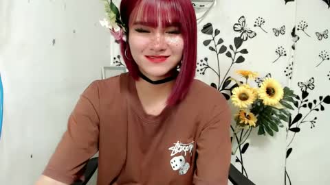 Snapshot of queen_elicktra chatting on December 2024 03:58:01 PM JOY online show from December 2024 03:58:01 PM