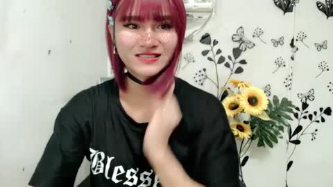 Snapshot of queen_elicktra chatting on December 2024 09:39:01 AM JOY online show from December 2024 09:39:01 AM
