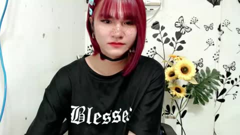 Snapshot of queen_elicktra chatting on January 2025 04:01:02 AM JOY online show from January 2025 04:01:02 AM