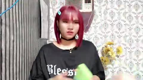 Snapshot of queen_elicktra chatting on October 2025 08:51:02 AM JOY online show from October 2025 08:51:02 AM