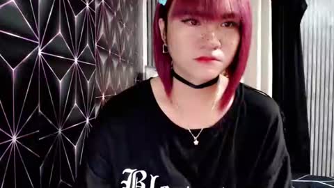 Snapshot of queen_elicktra chatting on November 2025 07:02:02 PM JOY online show from November 2025 07:02:02 PM