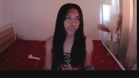 queen_gia online show from April 2026 02:12:02 AM