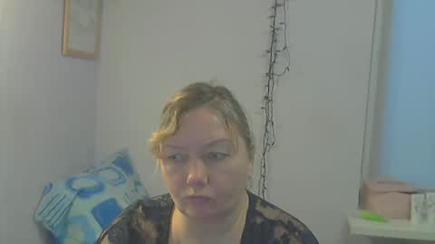 Snapshot of queen_jane8 chatting on December 2024 10:50:01 AM queen_jane8 online show from December 2024 10:50:01 AM