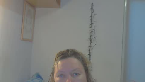 Snapshot of queen_jane8 chatting on December 2024 11:05:02 AM queen_jane8 online show from December 2024 11:05:02 AM