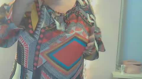Snapshot of queen_jane8 chatting on December 2024 12:27:01 PM queen_jane8 online show from December 2024 12:27:01 PM
