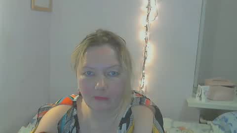 Snapshot of queen_jane8 chatting on December 2024 06:49:01 PM queen_jane8 online show from December 2024 06:49:01 PM