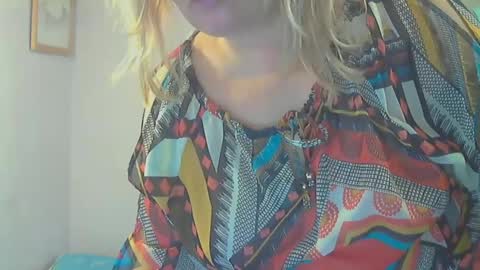 Snapshot of queen_jane8 chatting on January 2025 05:02:01 PM queen_jane8 online show from January 2025 05:02:01 PM