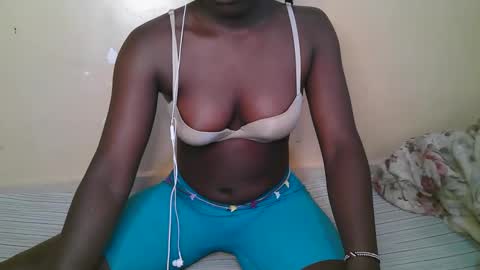 queen_latasha online show from December 2025 07:25:02 AM