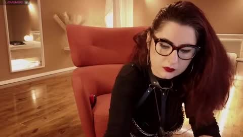 Snapshot of queen_manifest chatting on February 2025 07:24:02 AM Mistresss Manifest online show from February 2025 07:24:02 AM