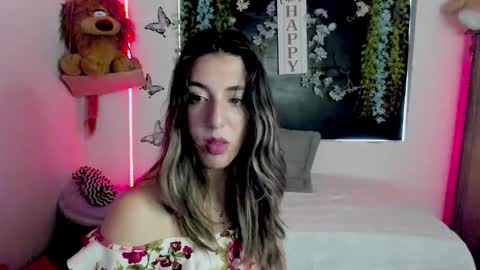 queen_natttyy online show from September 2025 02:31:01 PM