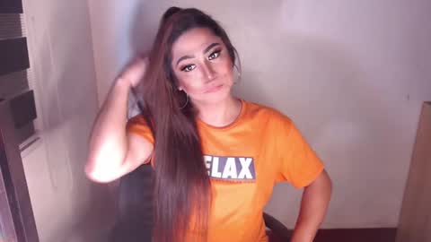 Snapshot of queen_of_all_queens chatting on January 2025 02:01:01 AM samantha online show from January 2025 02:01:01 AM