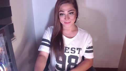 Snapshot of queen_of_all_queens chatting on January 2025 10:27:02 AM samantha online show from January 2025 10:27:02 AM