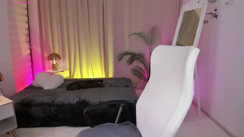 queen_of_deepthroat online show from December 2025 05:46:02 AM