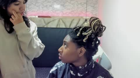   online show from February 2025 12:19:02 PM