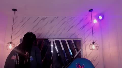   online show from October 2025 11:21:02 AM