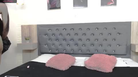 Queen Pocahontas online show from February 2025 01:32:01 PM