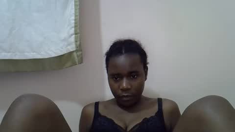 Snapshot of queen_sly chatting on October 2025 11:37:01 PM queen_sly online show from October 2025 11:37:01 PM