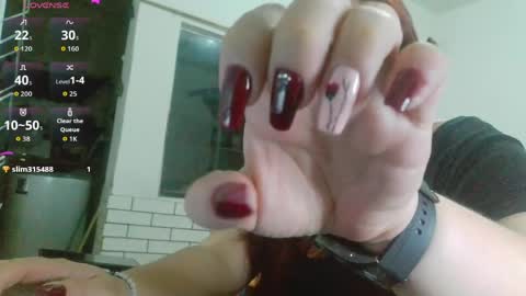 queen_xv online show from April 2026 02:11:02 AM