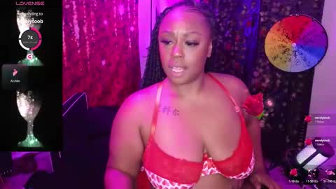 Queen Cherise Roze online show from November 2025 05:24:01 PM