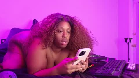 Queen Cherise Roze online show from July 2026 03:41:01 AM