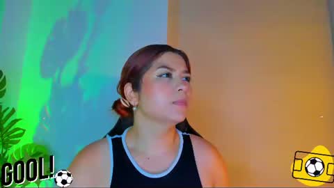 Snapshot of queengrett chatting on June 2026 07:15:01 PM Queen online show from June 2026 07:15:01 PM
