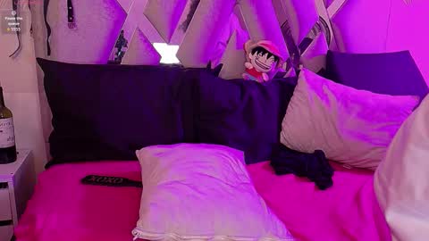 QUEENJEENN online show from January 2026 05:23:02 AM