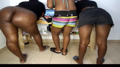 Nina online show from March 2026 07:00:02 AM