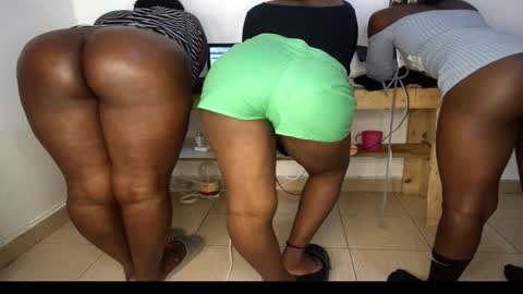 Nina online show from March 2026 06:07:02 AM