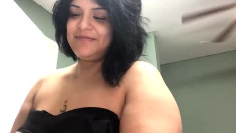Snapshot of queenkitty477 chatting on September 2025 01:34:02 PM queenkitty477 online show from September 2025 01:34:02 PM