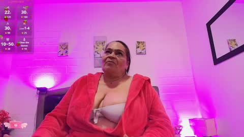 Snapshot of queenmature chatting on May 2026 07:20:02 PM VickyBoobss online show from May 2026 07:20:02 PM