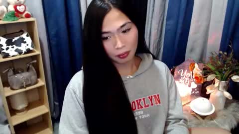 Mikka online show from March 2026 04:58:02 PM