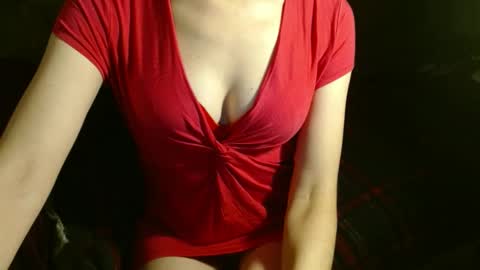 Snapshot of queenoftenderness chatting on February 2025 06:37:01 PM queenoftenderness online show from February 2025 06:37:01 PM