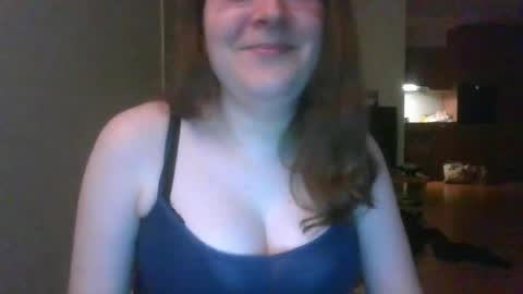 Snapshot of queenofthenights chatting on May 2026 10:08:02 PM queenofthenights online show from May 2026 10:08:02 PM