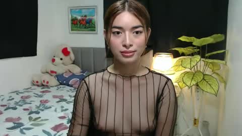 Snapshot of queenpinay69 chatting on September 2025 01:44:02 PM QueenPinay69 online show from September 2025 01:44:02 PM