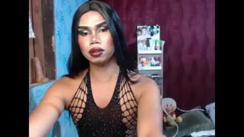 queenpinayebony_xx online show from March 2026 02:27:01 PM