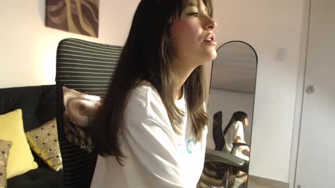 Rose online show from December 2024 07:09:02 PM