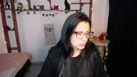 queenrose94 online show from February 2026 12:35:02 PM